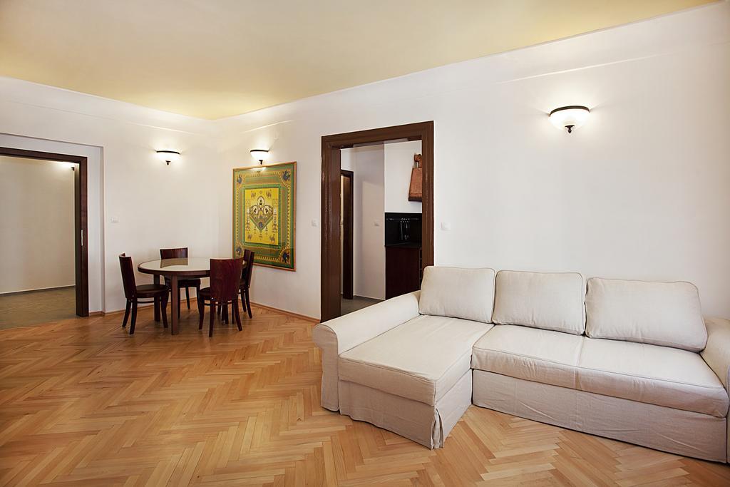 Apartamento Thunovska